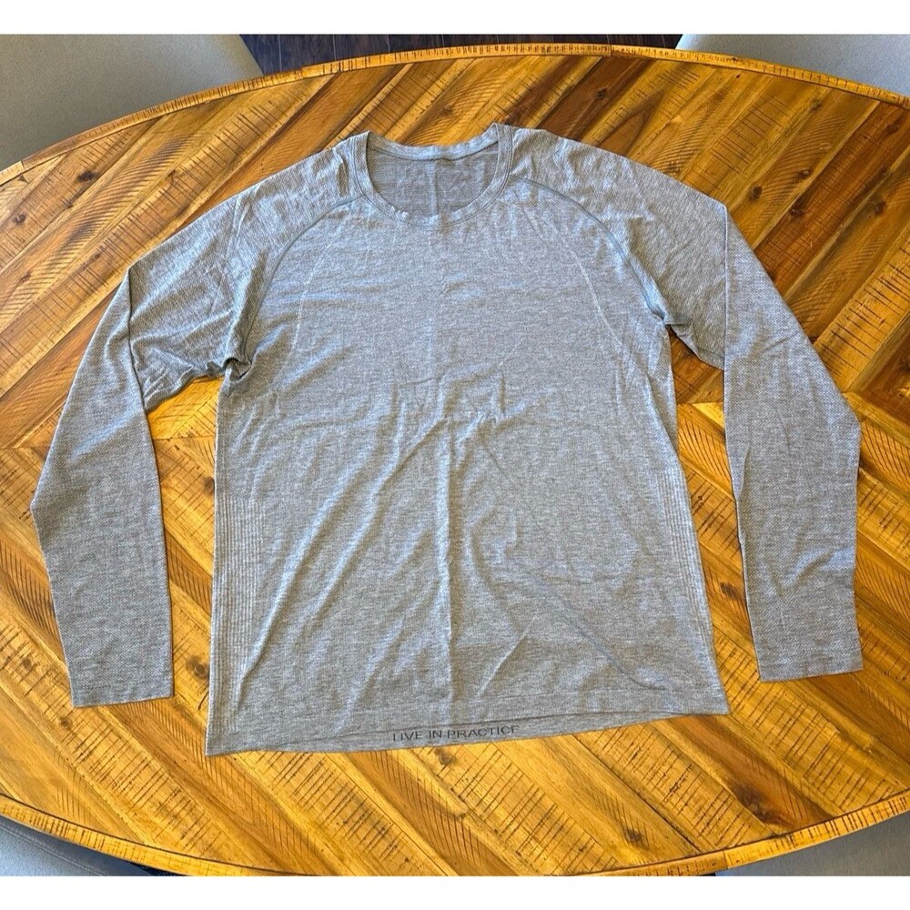 Lululemon Metal Vent Tech Long Sleeve Grey Men’s Size XXL